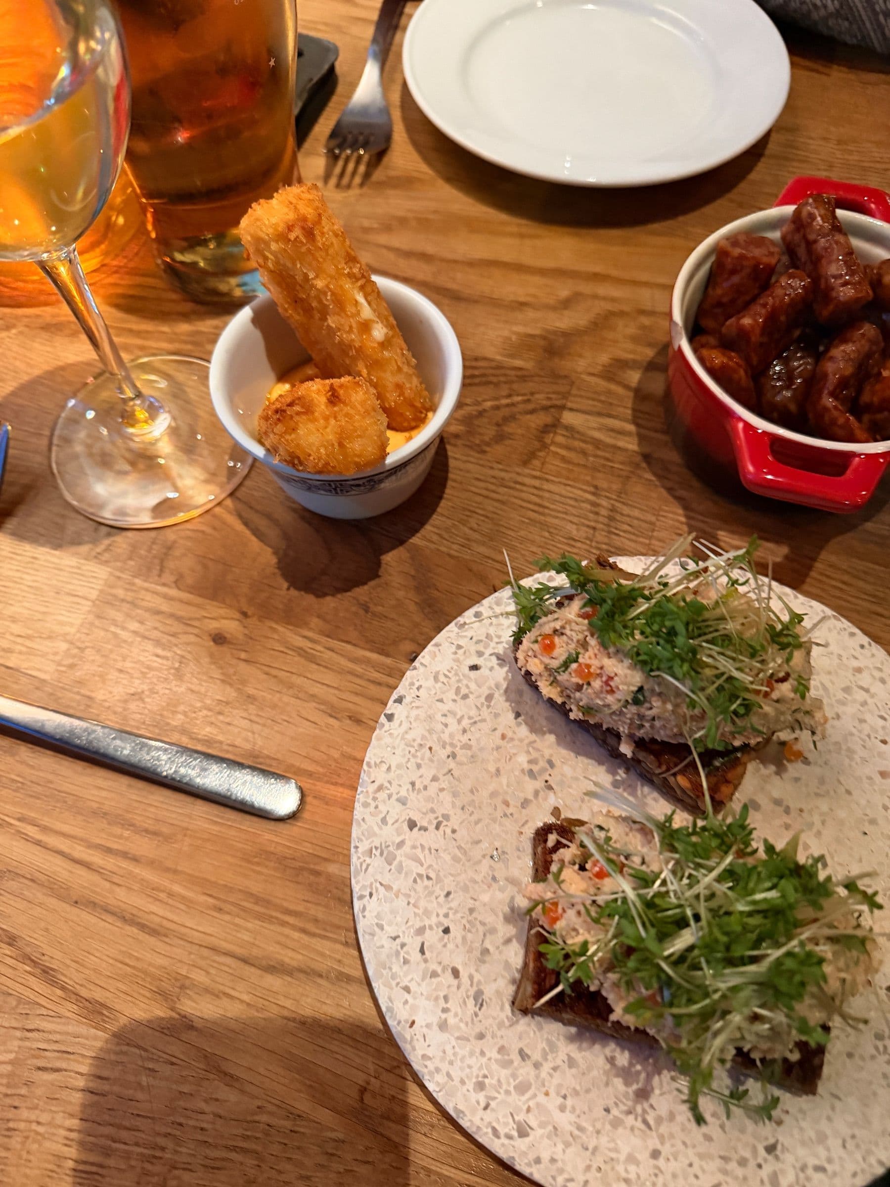 200 Gastrobar